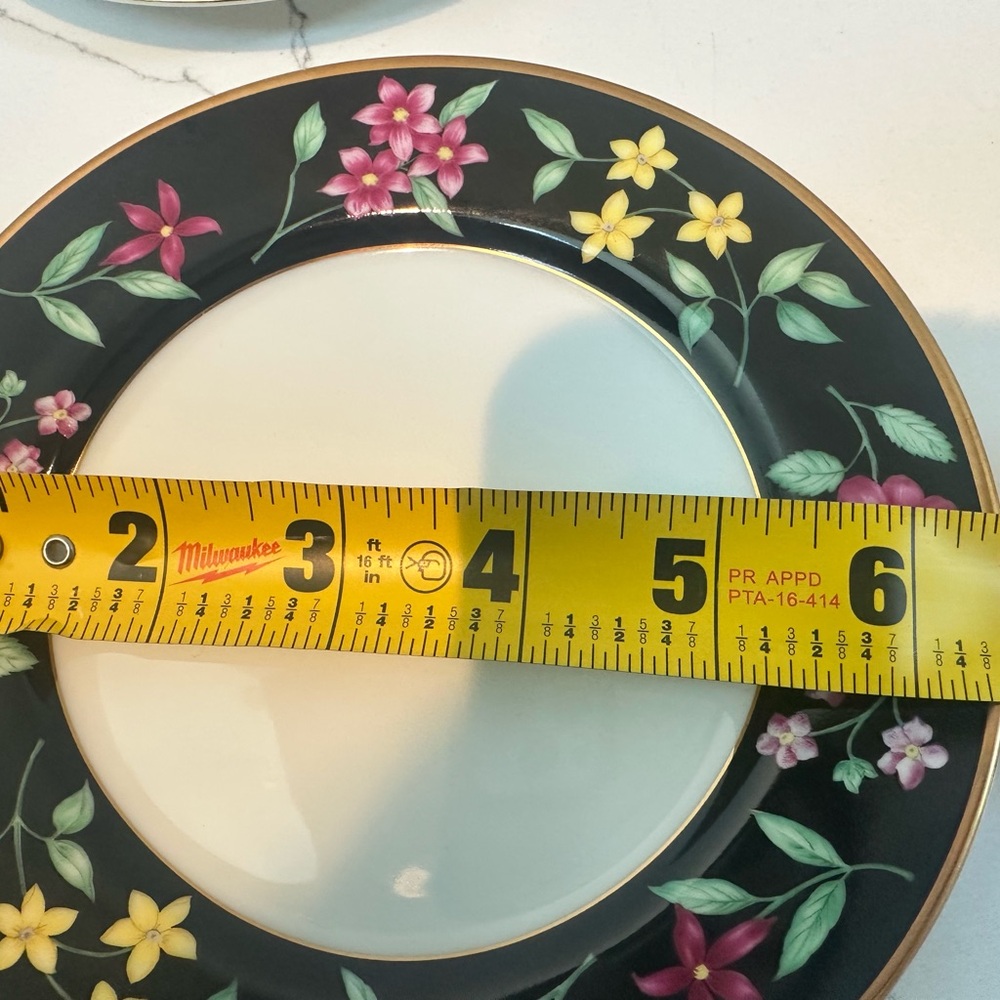Fitz and Floyd Black Floral Salad/Dessert Plates with Gold Trim (Set of 4) vinta - Picture 5 of 5